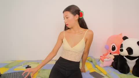 Sirens foxx online show from July 28, 12:48 pm