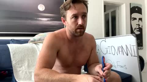 Snapshot of sirgiovanni chatting on February 25, 10:37 am Giovanni online show from February 25, 10:37 am