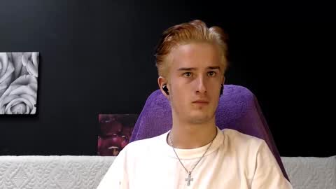 SirReedy online show from March 12, 6:33 pm