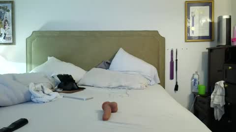 sissipatti69 online show from April 9, 7:03 am
