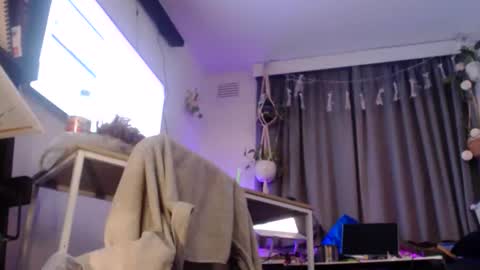 RESPONDS WELL TO ... online show from January 11, 4:57 pm