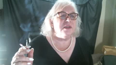 Snapshot of sissydianetx chatting on January 27, 12:33 am Sissy Diane online show from January 27, 12:33 am