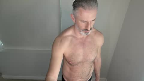 SixSevenSixteen online show from April 8, 10:02 pm