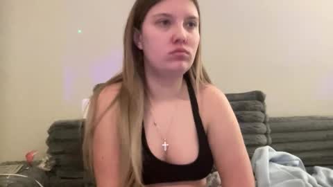 skiimaskabby online show from February 16, 12:09 am