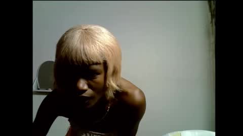 Linda independent model online show from January 7, 9:53 pm