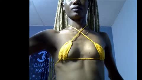 Linda independent model online show from February 9, 10:45 pm