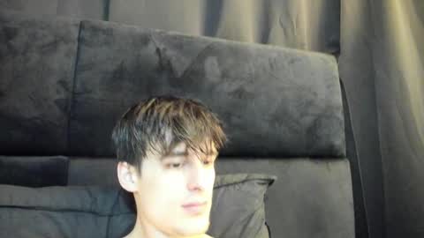 skinnyguywithbigd online show from March 9, 12:00 am