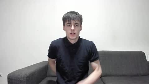 skinnyguywithbigd online show from January 8, 7:03 pm