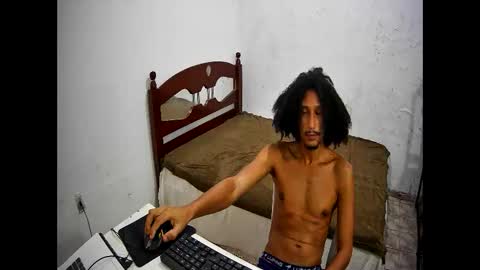 Skinny Latin Man online show from December 3, 12:42 am