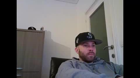 1200 online show from October 11, 8:12 pm