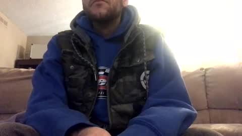 Meatnbones online show from March 2, 7:12 pm