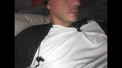 Easy-E online show from October 20, 6:02 pm