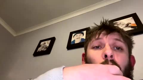 skuzzy25 online show from January 7, 12:03 am