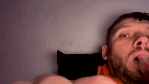 skuzzy25 online show from January 28, 10:23 pm