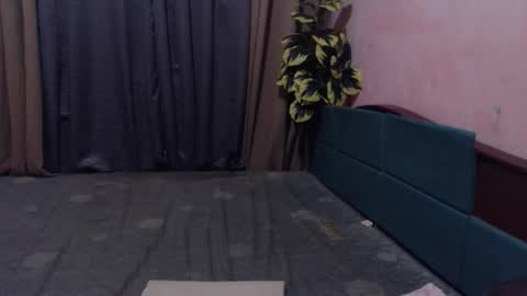 skwammy cock69 online show from March 28, 9:00 am