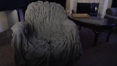 SKYLE   online show from October 20, 1:10 am