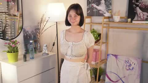 Melissa online show from September 19, 7:12 am