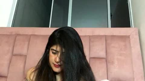 Skyler online show from April 21, 2:51 am