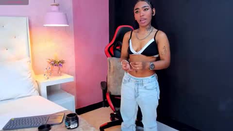 skylerbloom online show from October 13, 2:13 am