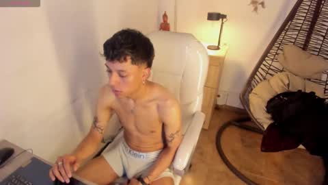 slasher_x online show from January 15, 10:29 pm