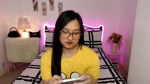 Queen Cyrine online show from January 10, 6:41 am