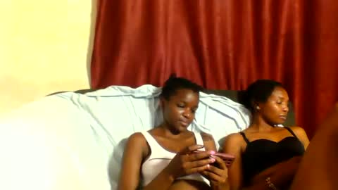 sleek_ass online show from March 11, 3:14 am