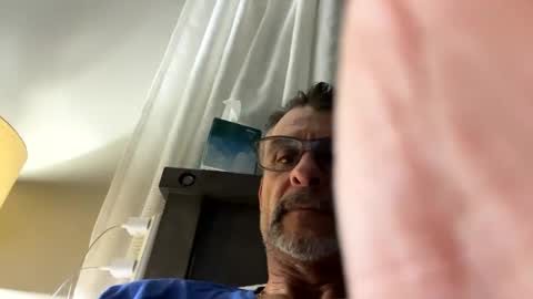 Slickdog online show from December 6, 7:04 am