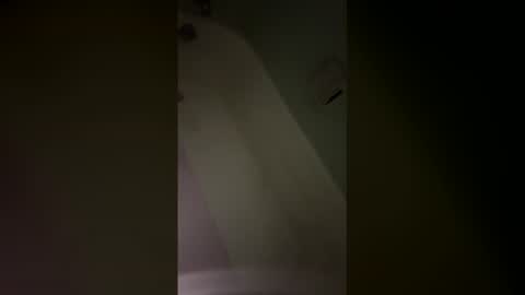 slicknick1988 online show from April 12, 8:51 am