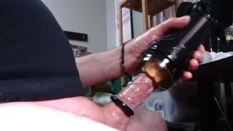 Snapshot of sliderguy699 chatting on February 26, 10:47 pm sliderguy699 online show from February 26, 10:47 pm