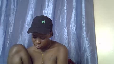 Alicia online show from November 14, 1:13 pm