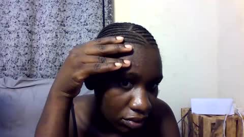 slimandthick1 online show from February 7, 6:11 pm