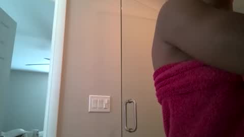 slimmmgooodiexoxo online show from January 6, 4:44 pm