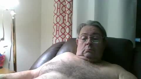 slippery_duck online show from February 26, 12:05 pm