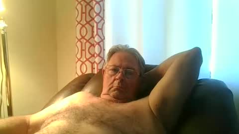 slippery_duck online show from September 25, 2:35 pm