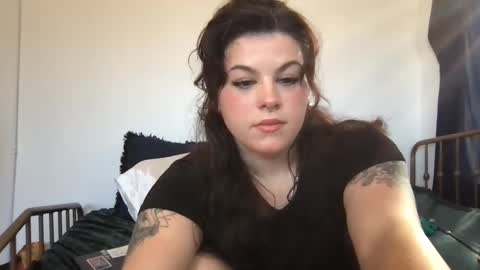 Renee online show from January 29, 2:42 pm