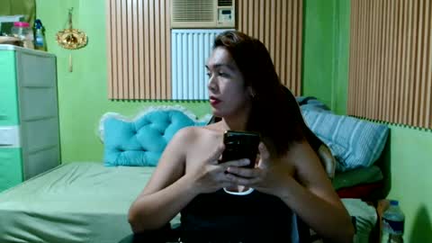 superhotscarlet online show from July 28, 11:17 am