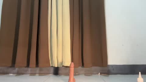 Slutty Lavinia online show from June 13, 9:09 am