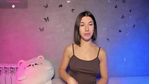 Snapshot of smaillev chatting on October 23, 8:21 pm Melani online show from October 23, 8:21 pm