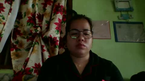 Lovewella online show from November 24, 1:48 am