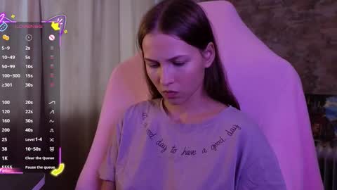 Emma online show from December 23, 8:42 am