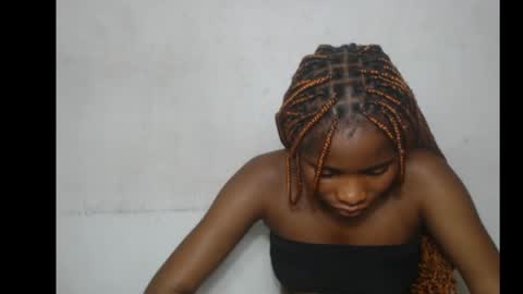 smallsluty online show from May 19, 1:56 am