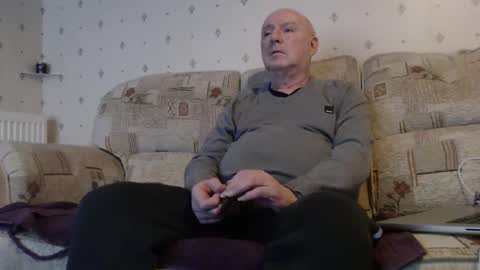 Steve online show from February 20, 7:38 pm