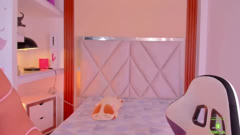 smile__1 online show from September 21, 11:36 am