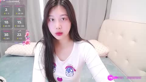 winni online show from December 17, 4:41 am