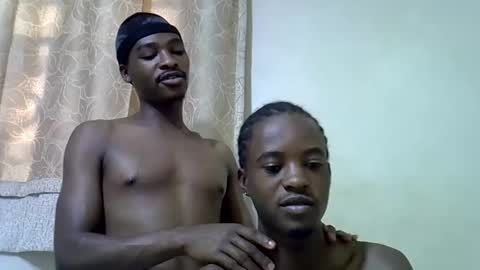 smilzzz online show from March 14, 8:40 am