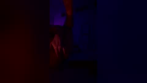 smk_htx online show from April 1, 6:25 am