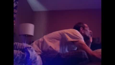 smoke-4-me online show from September 16, 12:29 pm