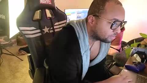 Smoothj2011 online show from February 11, 10:41 am