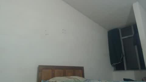 snackontime19 online show from October 6, 6:53 am