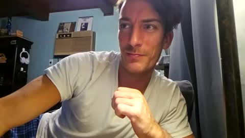 Snackyyyy online show from May 5, 2:07 am